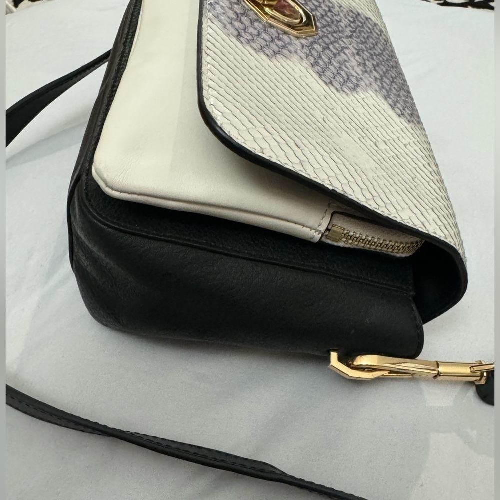 Louise et Cie Alis Genuine Leather SnakePrint White Black Purple Crossbody Purse - Picture 9 of 16